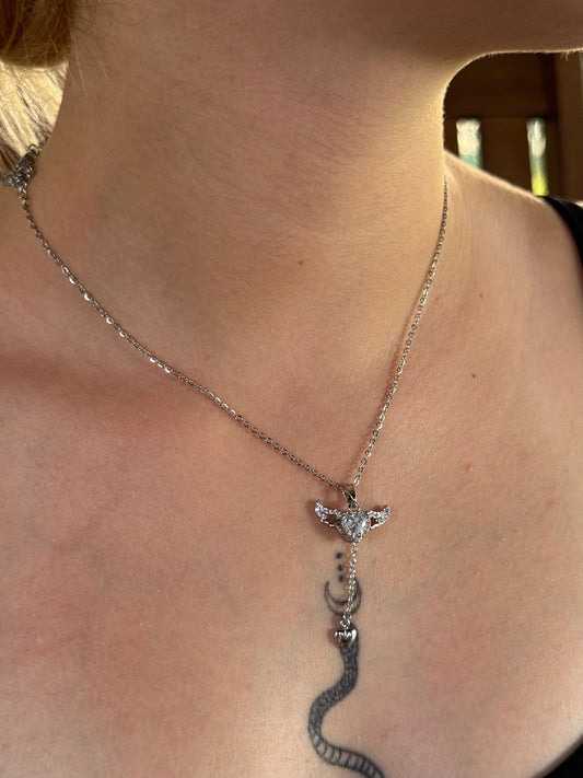 BEYAZ TAŞLI KANATLI KOLYE