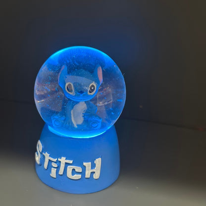 stitch kar küresi ışıklı müzikli
